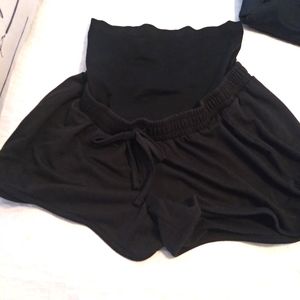 Maternity shorts